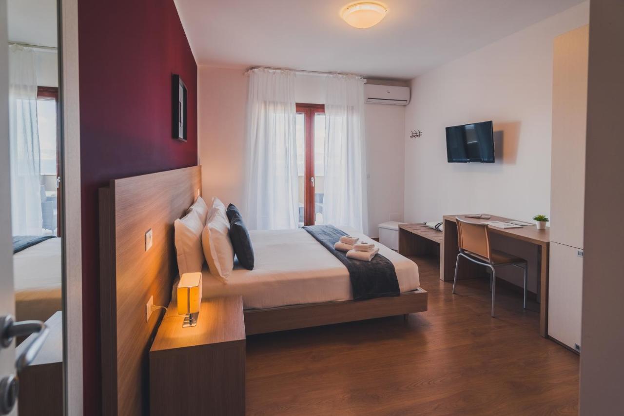 Trip Room & Breakfast Reggio Calabria Esterno foto